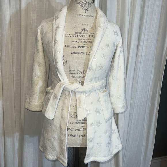 Wonder Nation ivory white silver sparkle star furry robe with belt pockets M 7-8 - Picture 1 of 8